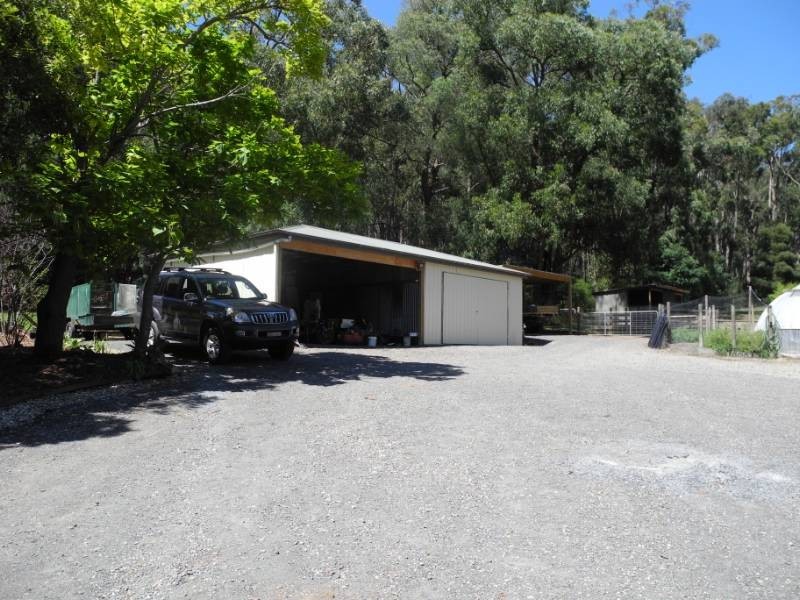 108 Badger Weir Road, Healesville VIC 3777