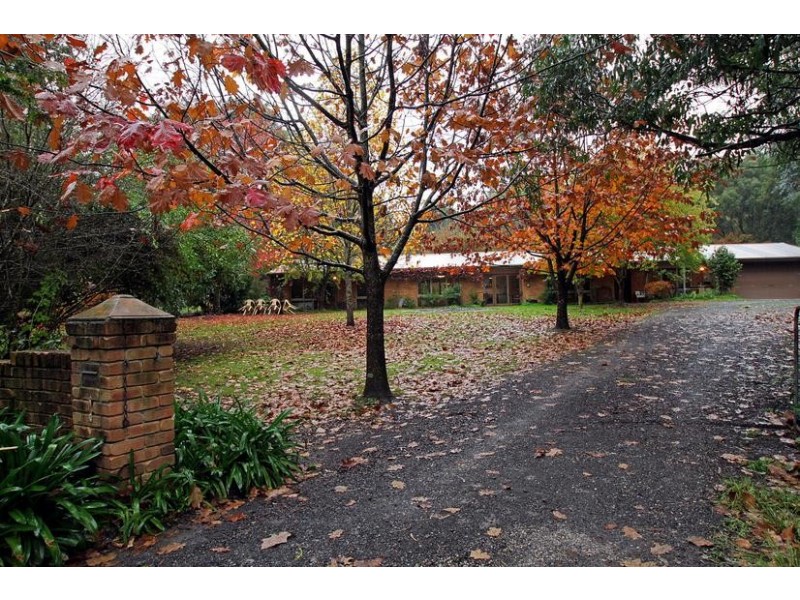 1 Stanley Road, Healesville VIC 3777