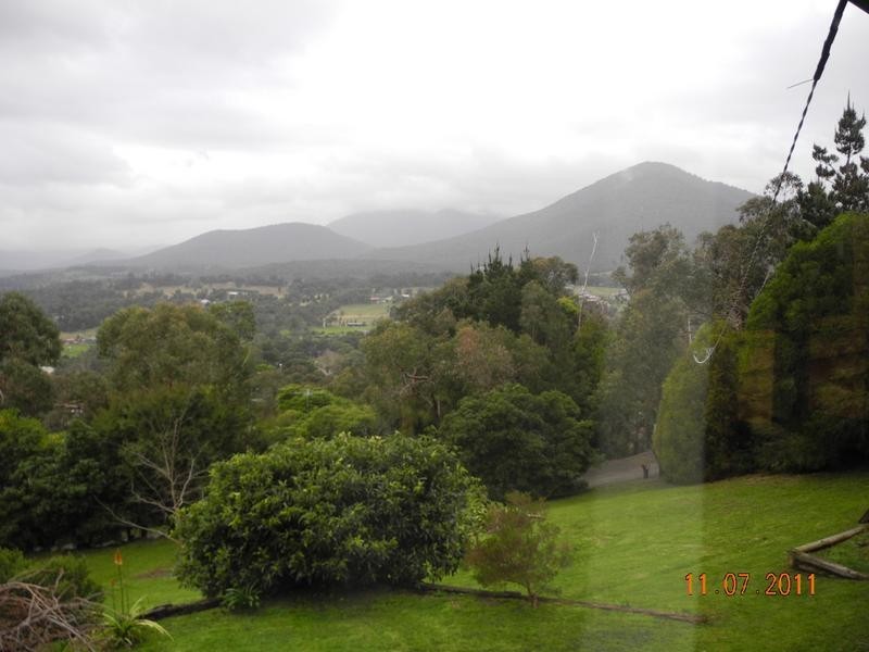4 Hazel Crescent, Healesville VIC 3777
