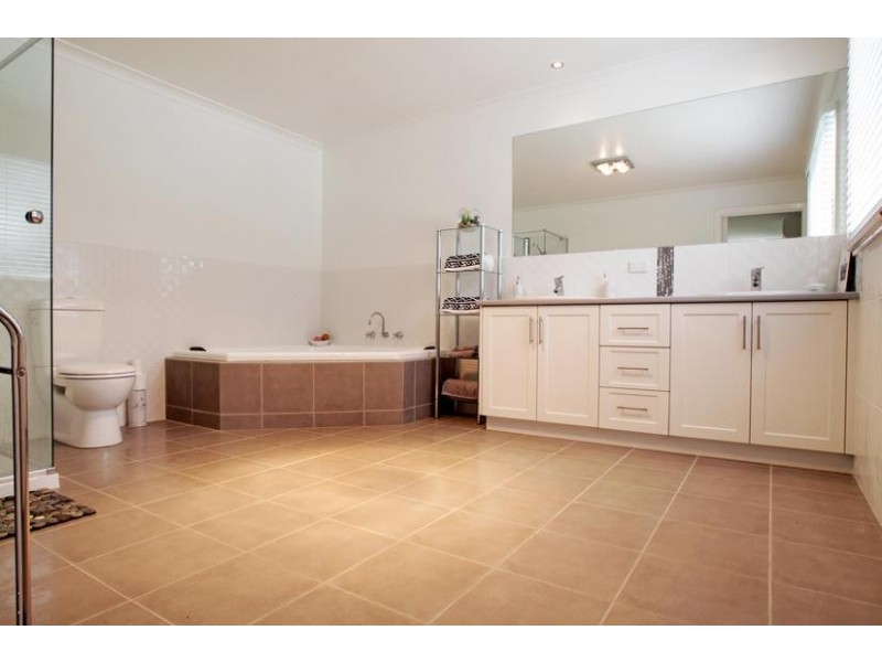 4-5 Parkhaven Court, Healesville VIC 3777