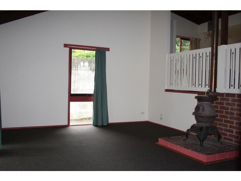 9 Crosley Street, Healesville VIC 3777