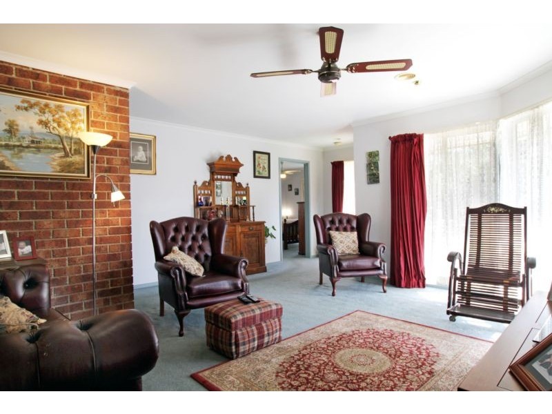 60 Auburn Road, Healesville VIC 3777