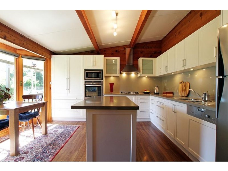 2 Maroondah Parade, Healesville VIC 3777
