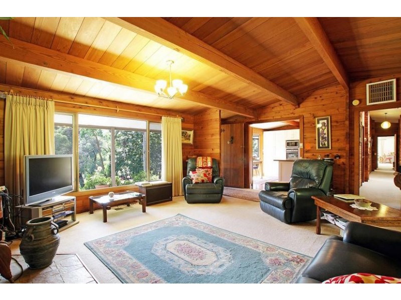 2 Maroondah Parade, Healesville VIC 3777
