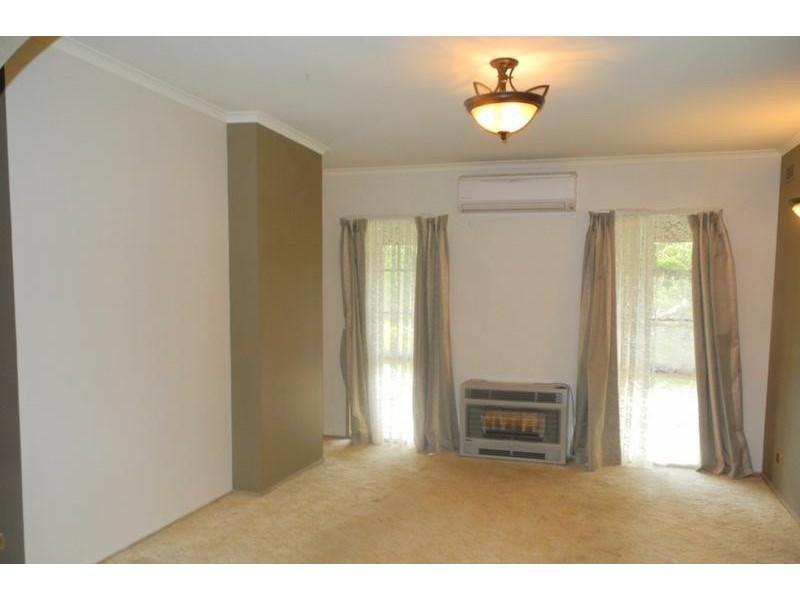 4/6 Crowley Road, Healesville VIC 3777