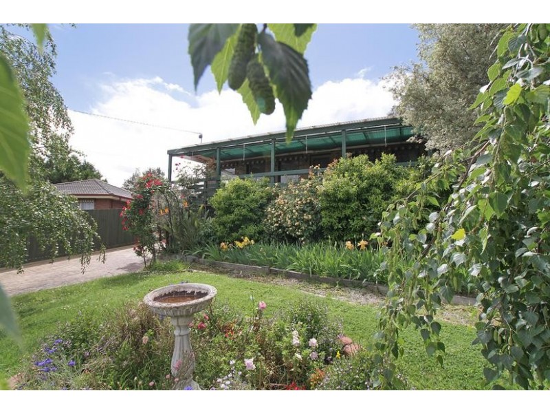 6 Campbell Road, Healesville VIC 3777