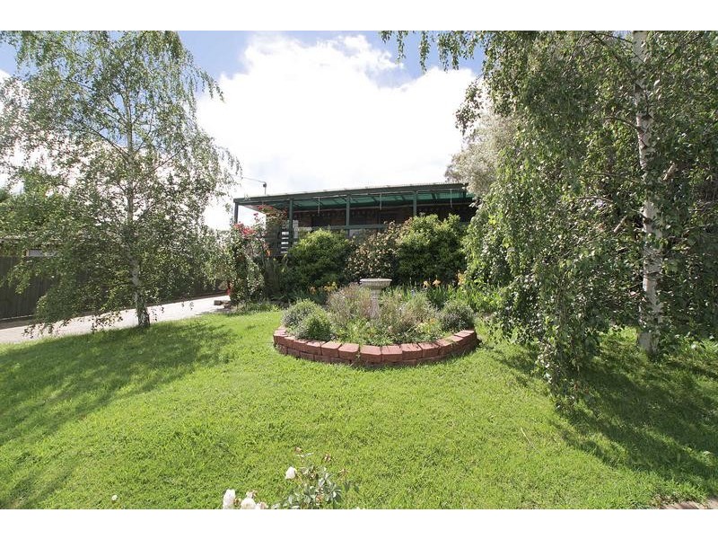 6 Campbell Road, Healesville VIC 3777