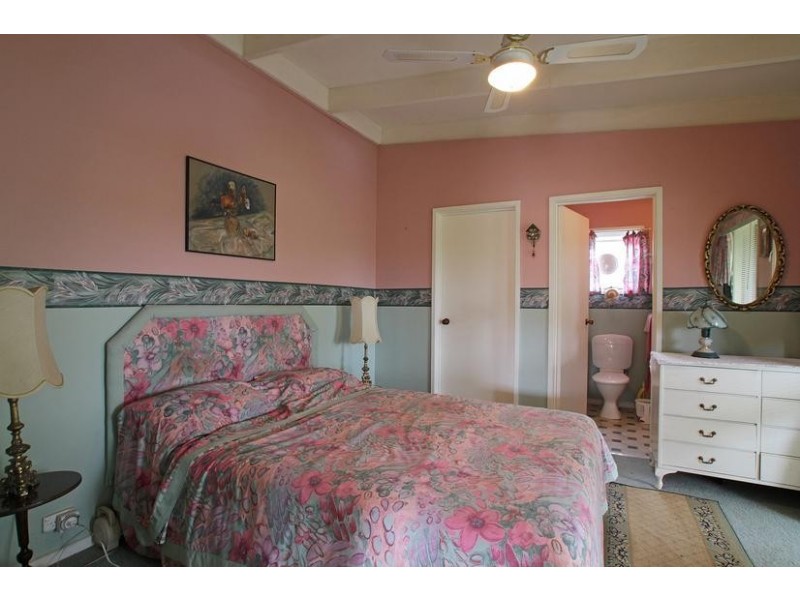 6 Campbell Road, Healesville VIC 3777