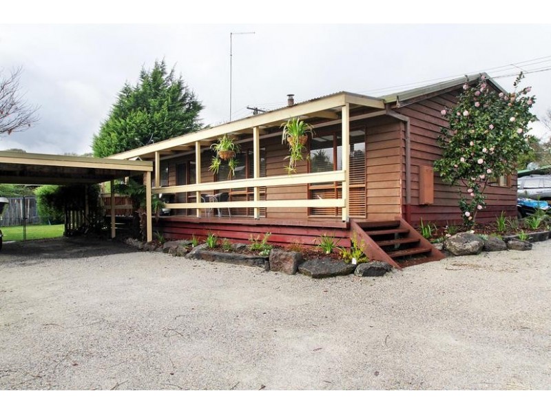 2 Koala Avenue, Badger Creek VIC 3777