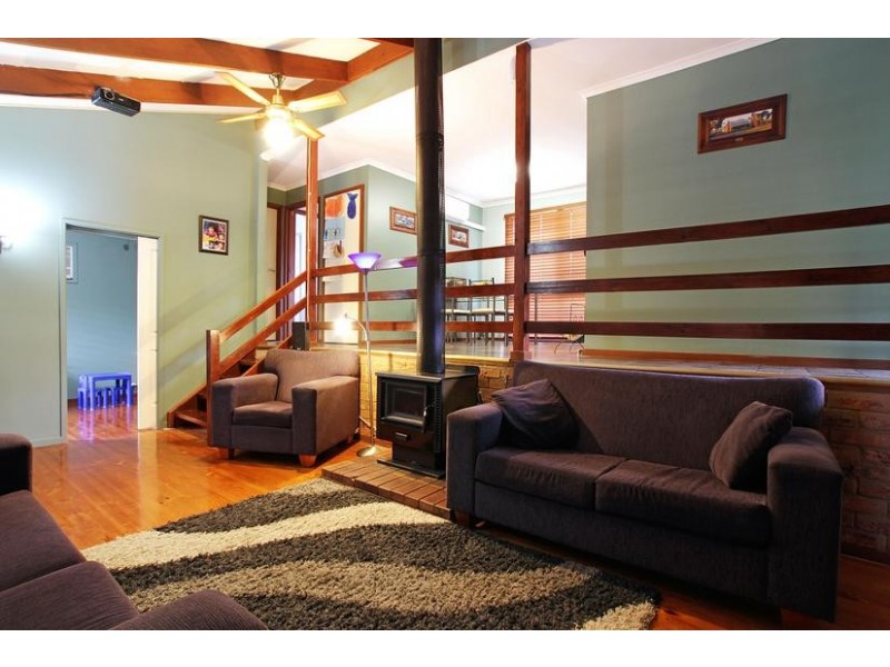 2 Koala Avenue, Badger Creek VIC 3777