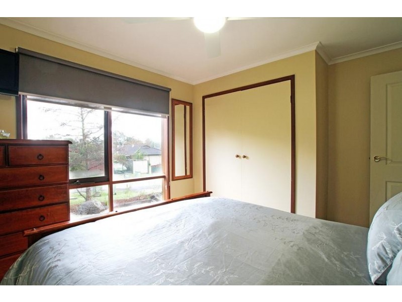 2 Koala Avenue, Badger Creek VIC 3777