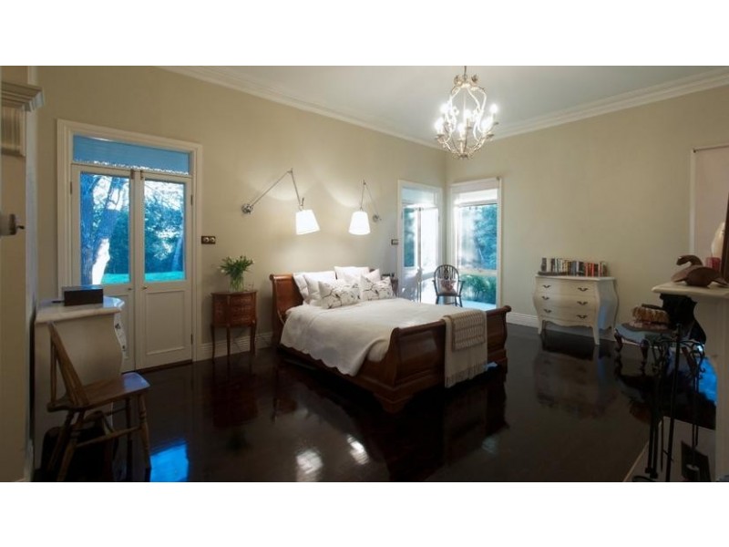 21 Swiss Chalet Road, Healesville VIC 3777