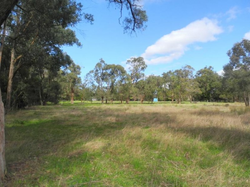 51 Chalet Road, Healesville VIC 3777