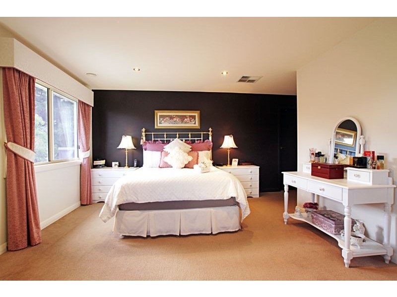 6 Pockett Lane, Healesville VIC 3777