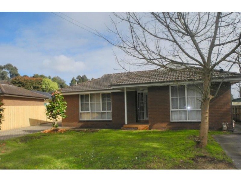 37 Zina Grove, Mooroolbark VIC 3138