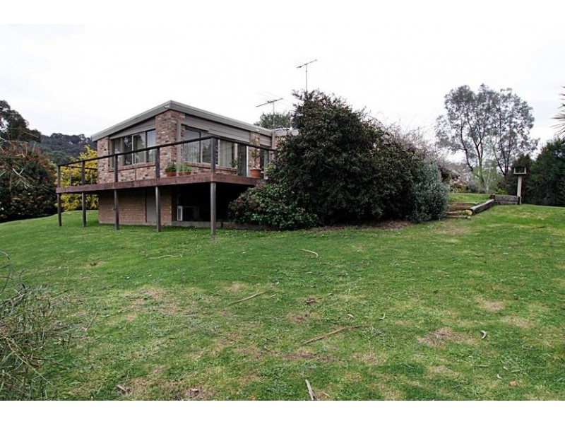 11 Chaffer Street, Chum Creek VIC 3777