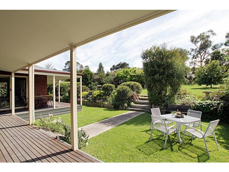 23 Zoe Louise Drive, Healesville VIC 3777
