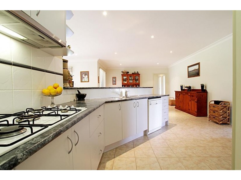 23 Zoe Louise Drive, Healesville VIC 3777