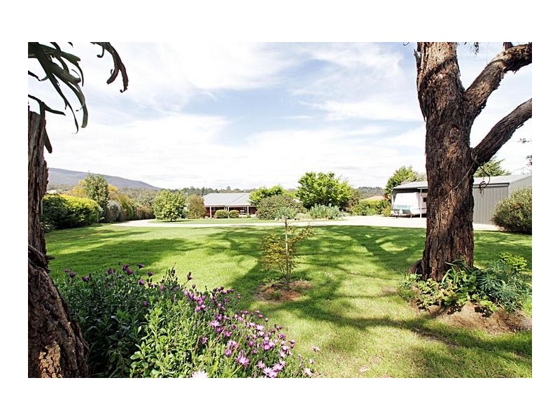 23 Zoe Louise Drive, Healesville VIC 3777