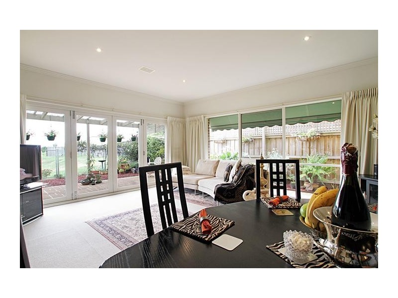 2/18 Pinoak Drive, Yarra Glen VIC 3775