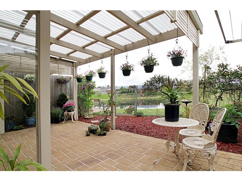 2/18 Pinoak Drive, Yarra Glen VIC 3775