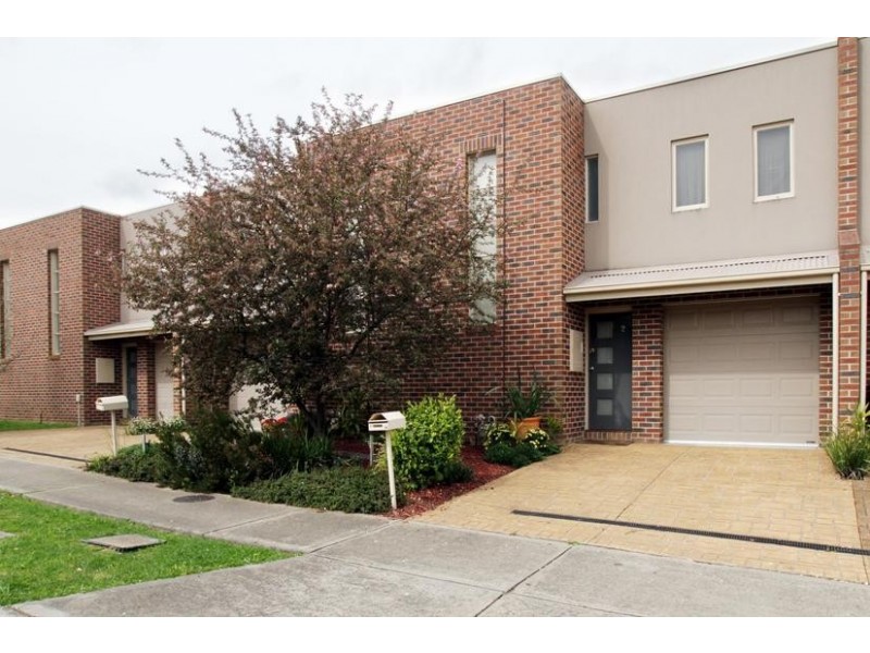 2/18 Pinoak Drive, Yarra Glen VIC 3775