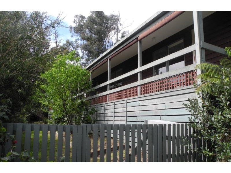 13 Roma Avenue, Badger Creek VIC 3777