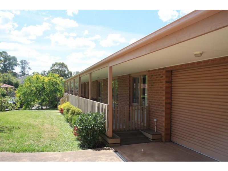 8 Currawong Road, Healesville VIC 3777