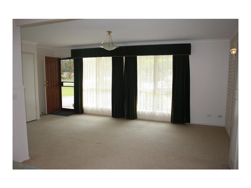 2/2 Camerons Road, Healesville VIC 3777