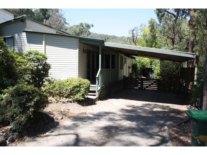 6 Garibaldi Street, Badger Creek VIC 3777