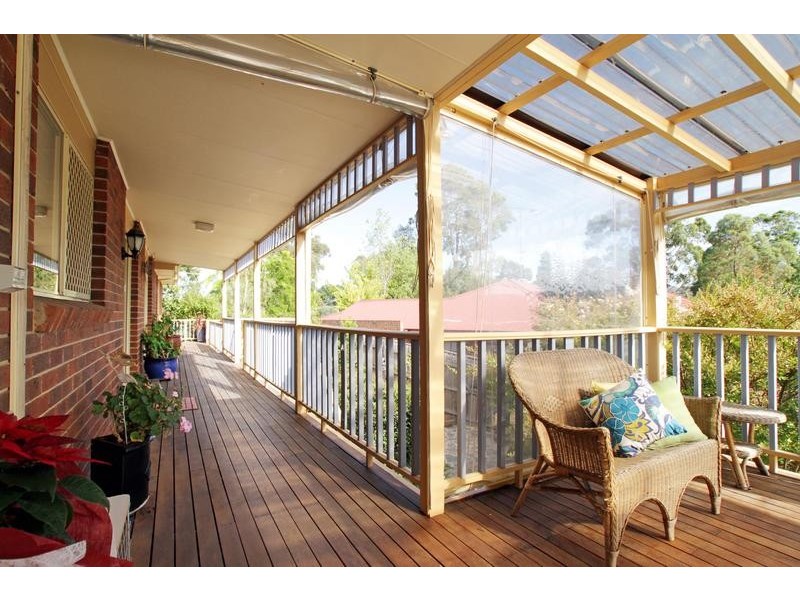 8 Stephens Road, Healesville VIC 3777