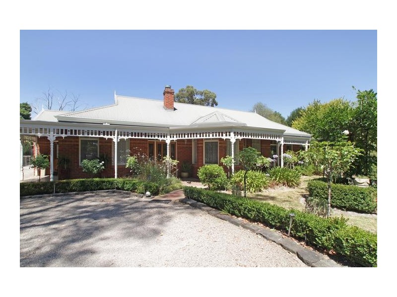 10-12 Eleva Road, Healesville VIC 3777