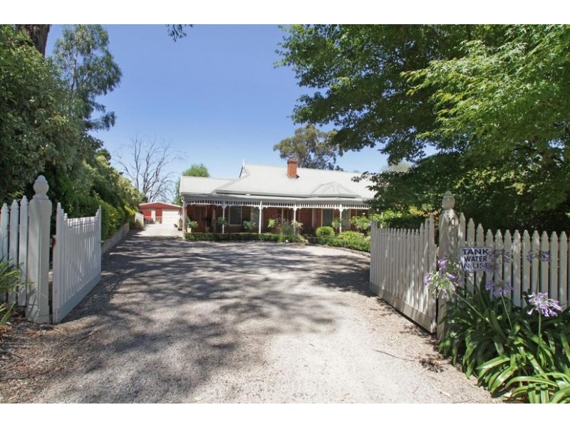 10-12 Eleva Road, Healesville VIC 3777