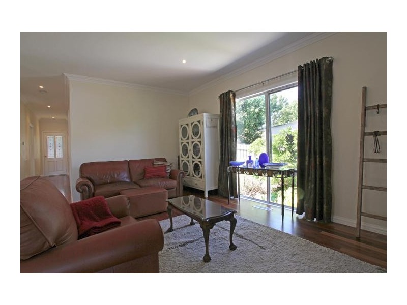 45 St Leonards Road, Healesville VIC 3777