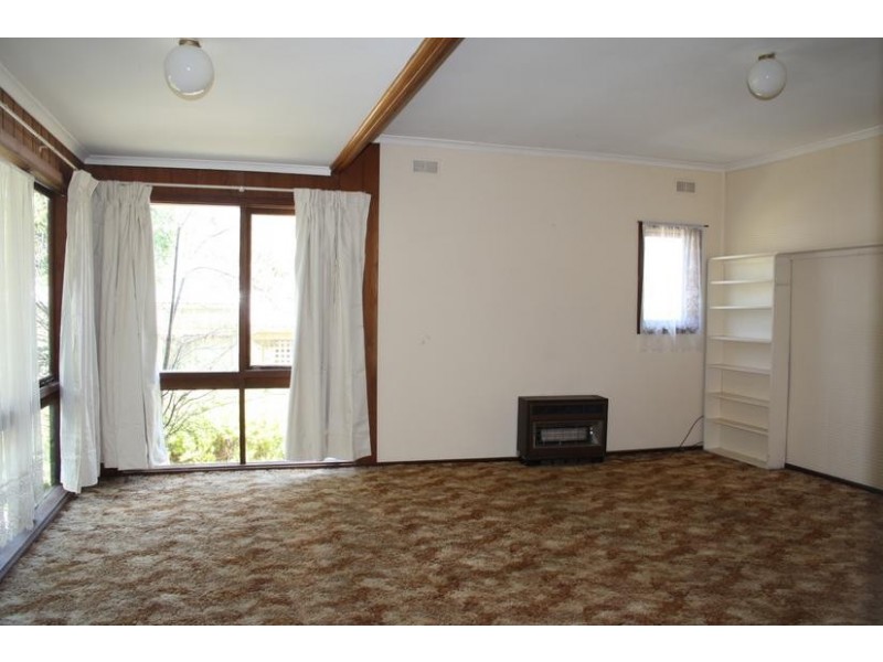 17 Centre Grove, Healesville VIC 3777