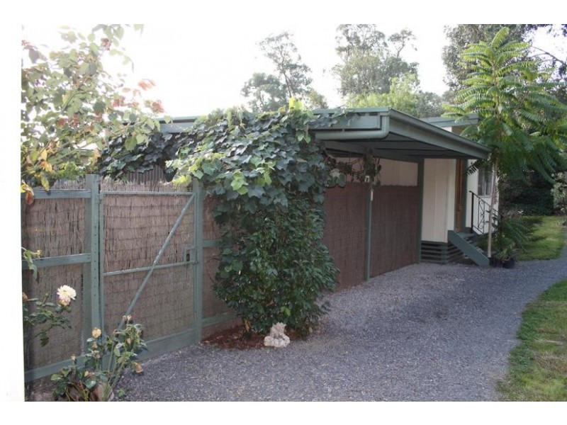 33 Elamo Road, Healesville VIC 3777