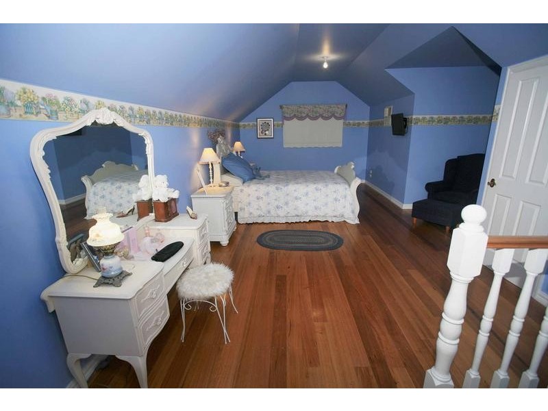 17 Parkhaven Ct, Healesville VIC 3777