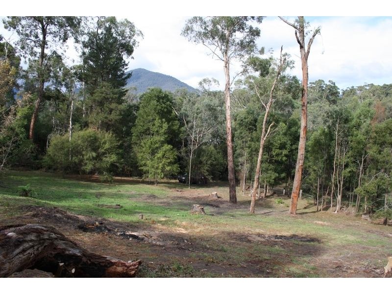 25 Benton Road, Healesville VIC 3777