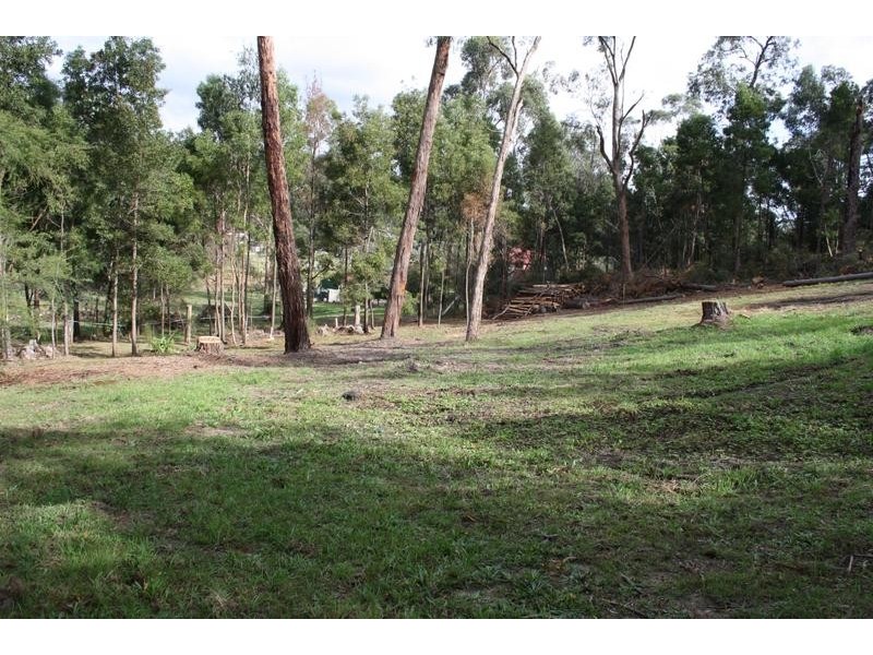25 Benton Road, Healesville VIC 3777