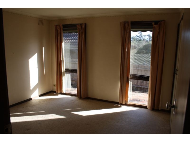 18 Fauna Avenue, Badger Creek VIC 3777