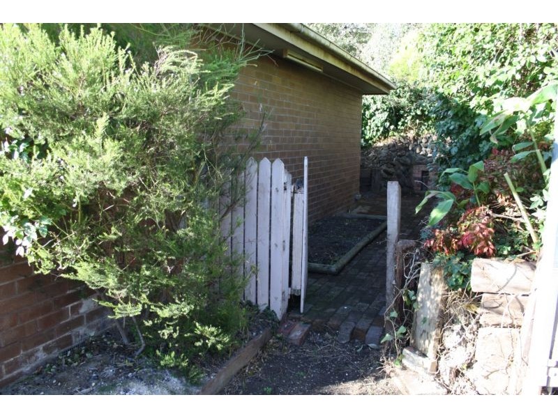 18 Fauna Avenue, Badger Creek VIC 3777