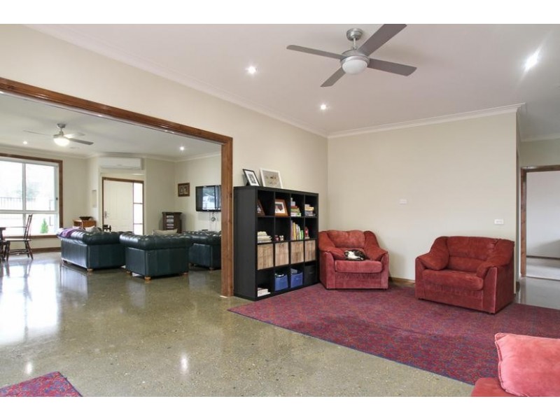 1/1 Blannin Street, Healesville VIC 3777