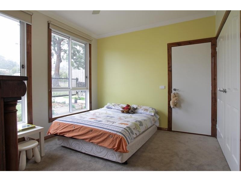 1/1 Blannin Street, Healesville VIC 3777