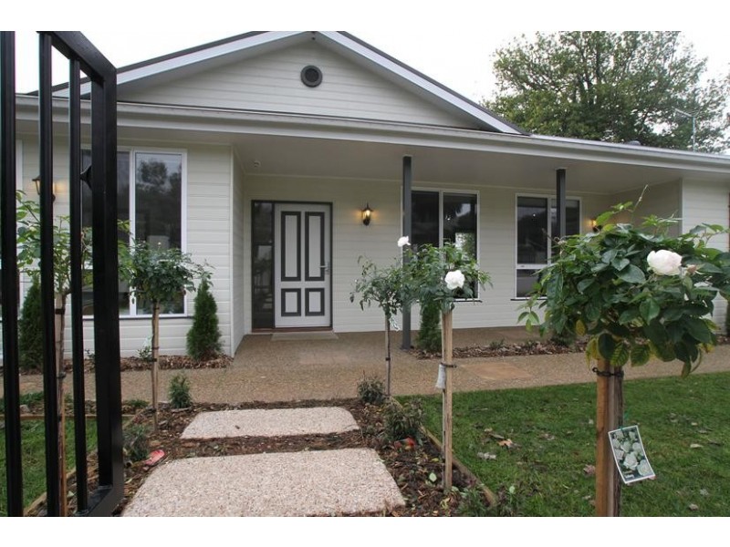 1/1 Blannin Street, Healesville VIC 3777