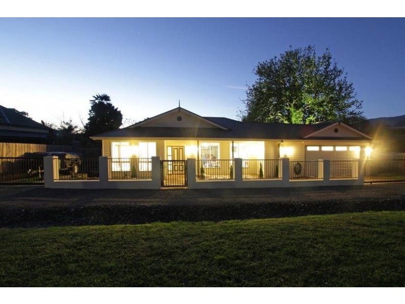 1/1 Blannin Street, Healesville VIC 3777