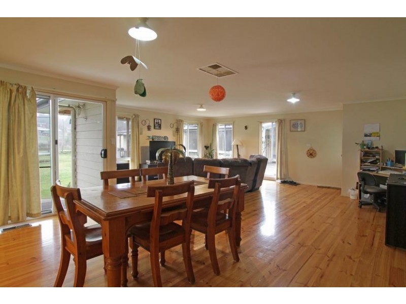 79a Don Road, Healesville VIC 3777