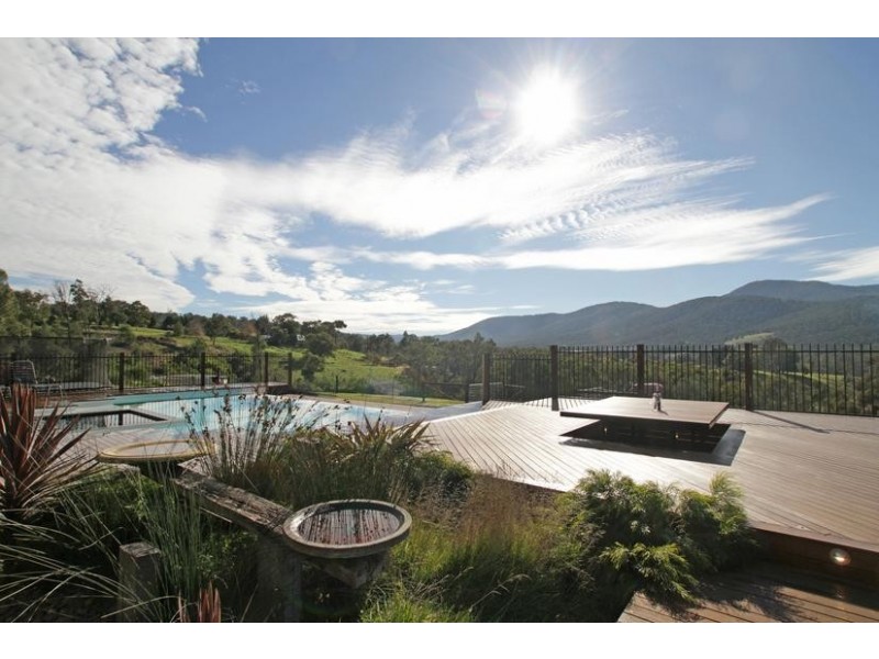 52 Ainsworth Avenue, Chum Creek VIC 3777