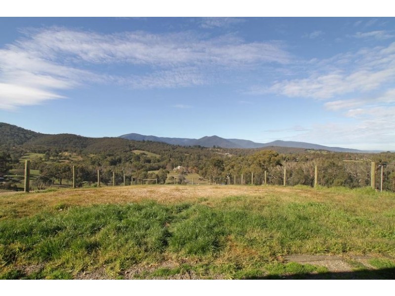 52 Ainsworth Avenue, Chum Creek VIC 3777