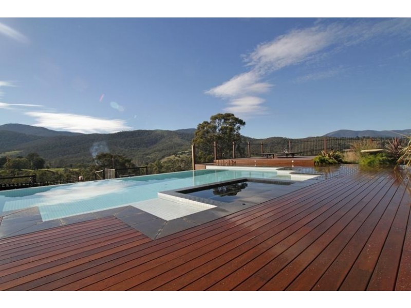 52 Ainsworth Avenue, Chum Creek VIC 3777