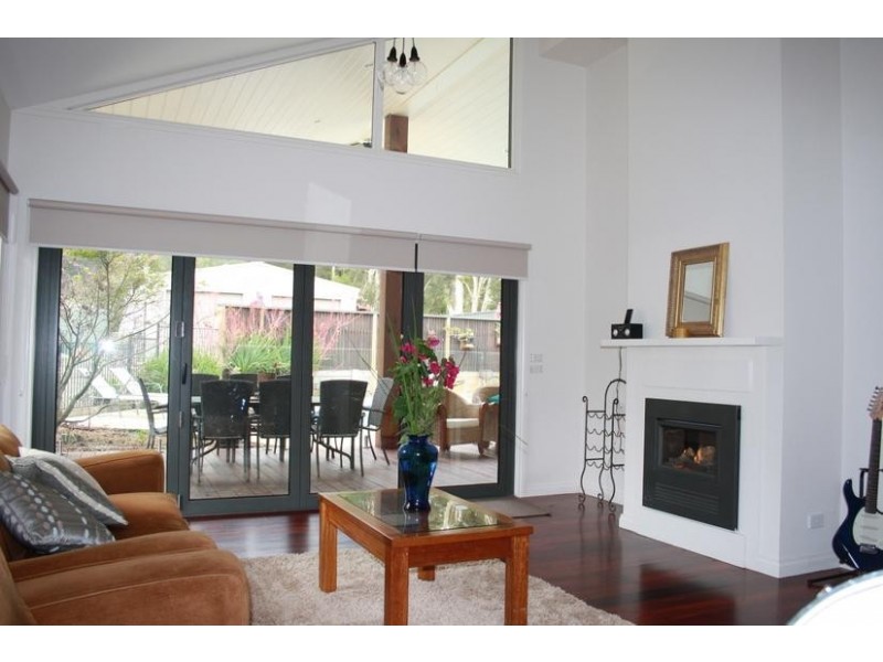 12 Camerons Road, Healesville VIC 3777